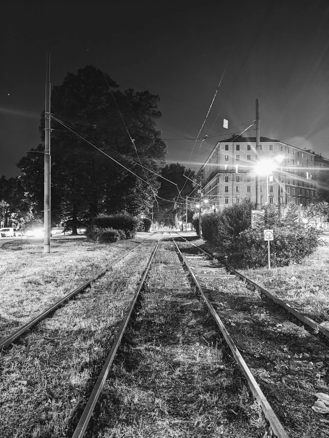 Milano Mesh -rannekkeiden yhdistäminen asusteisiin Tyylin täydellinen lisäys