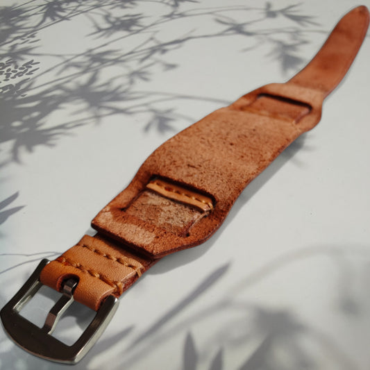 värjäämätön Asemanranta Liedosta: DIY tai Naku nahkaranneke - eli tee ite tai tilaa valmiita osia