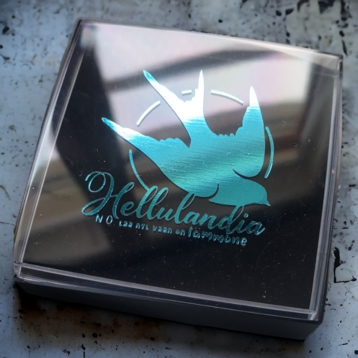 Muovirasiat kelloille ja tarvikkeille