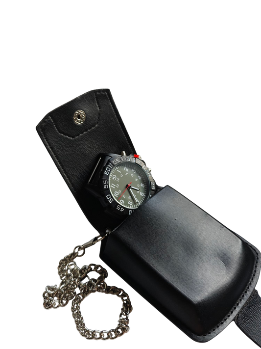 Taskukellokotelo VEGA – keinonahkaa, vyökiinnitys, vegaaninen