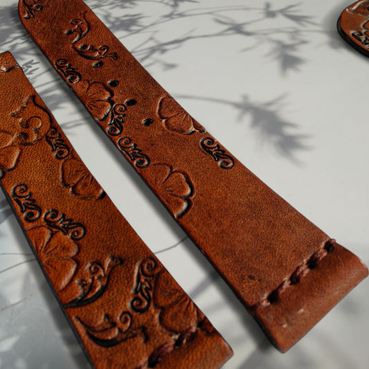 Rautakoskenvaahto – Aseman Nahkaranneke Liedosta , kukkakiharalla