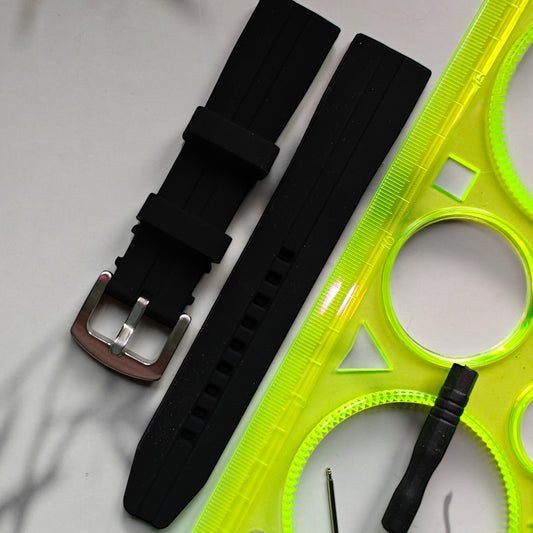 Silikooniranneke Joutuni |Musta  Erityisen pitkä ja kestävä valinta kellollesi