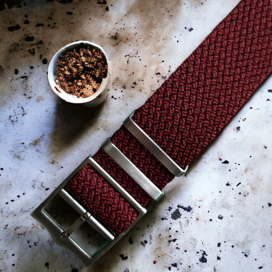 Kellonanneke Perbe  | maleerattu punainen