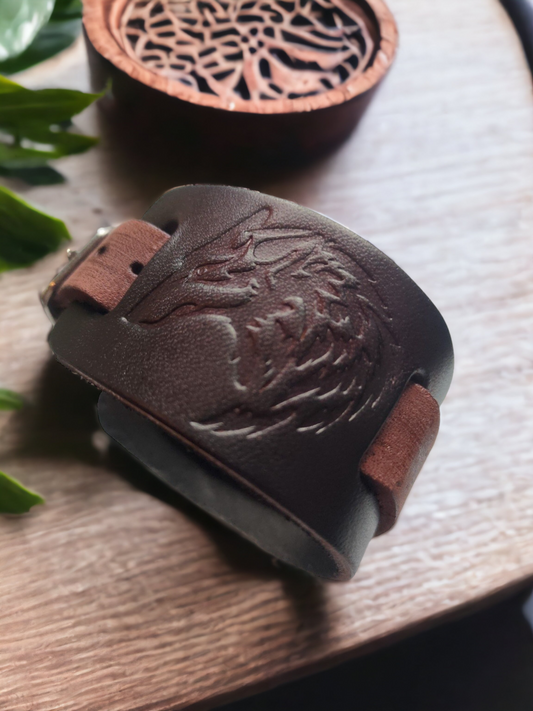 Nahkaranneke bund longster. 18mm ruskealla remmillä