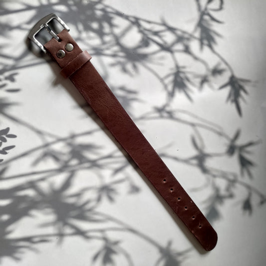 Loihdenahka keinari yksiosainen RAF kellonranneke - käsityötä Liedosta