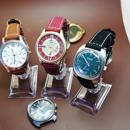 Nahkaranneke SILO | valkoinen tikkaus punaruskea