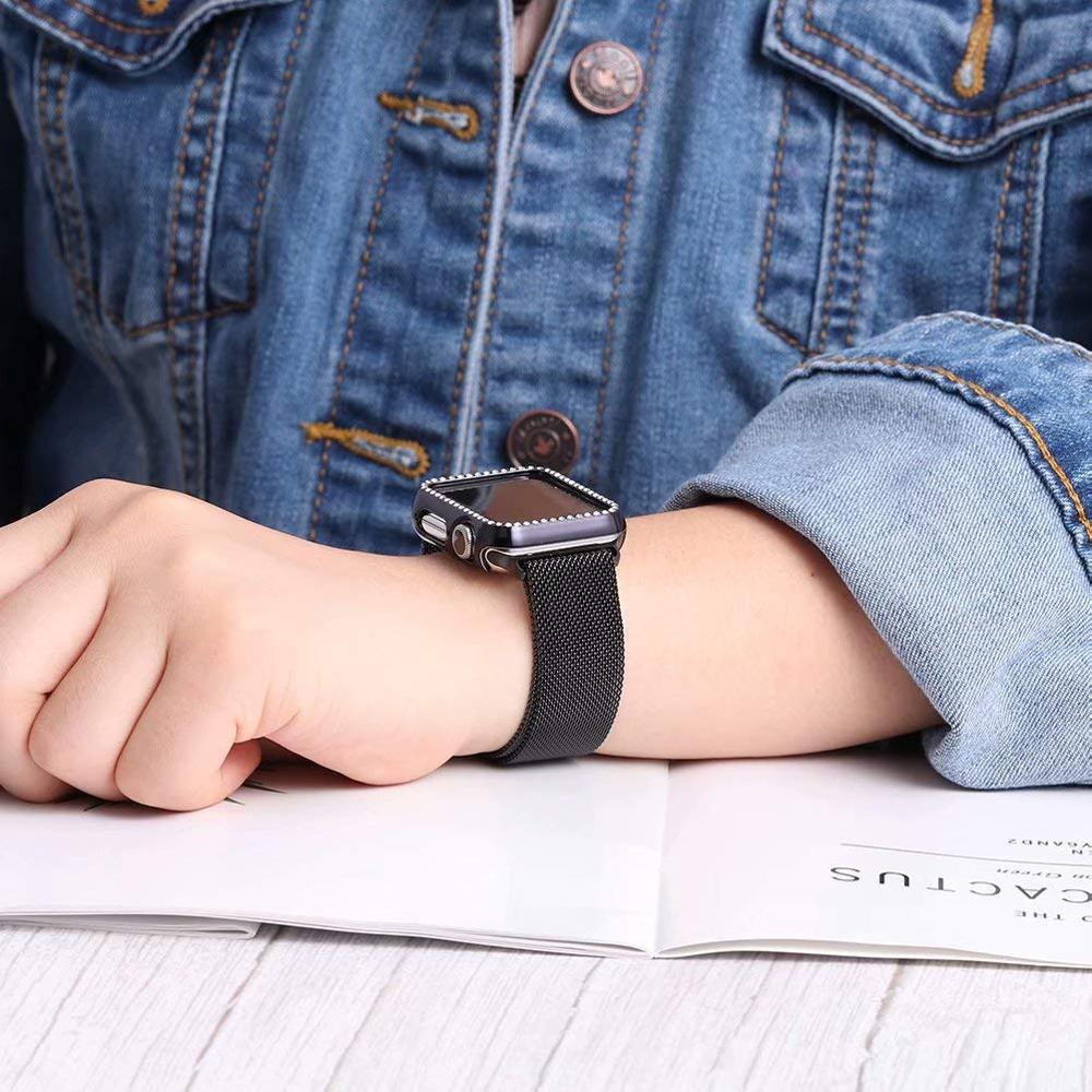 Loop magnetic watch strap