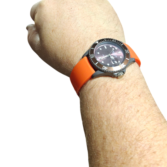 Skaldin Saviranta Kellonranneke silikooni | linkki-perhoslukko