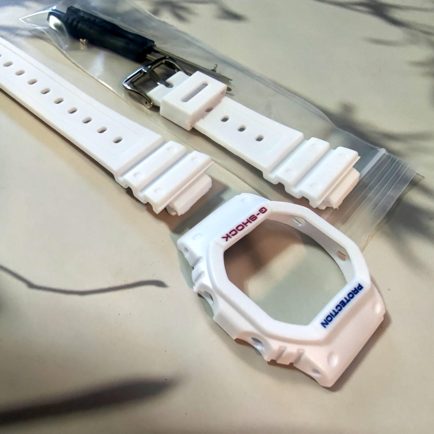 Kellonranneke resiini-silikooni  | casio g-shock modaussetti valkoinen