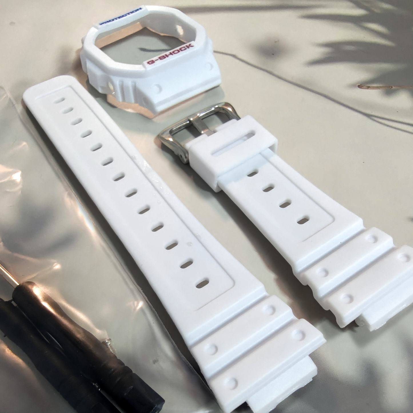 Kellonranneke resiini-silikooni  | casio g-shock modaussetti valkoinen