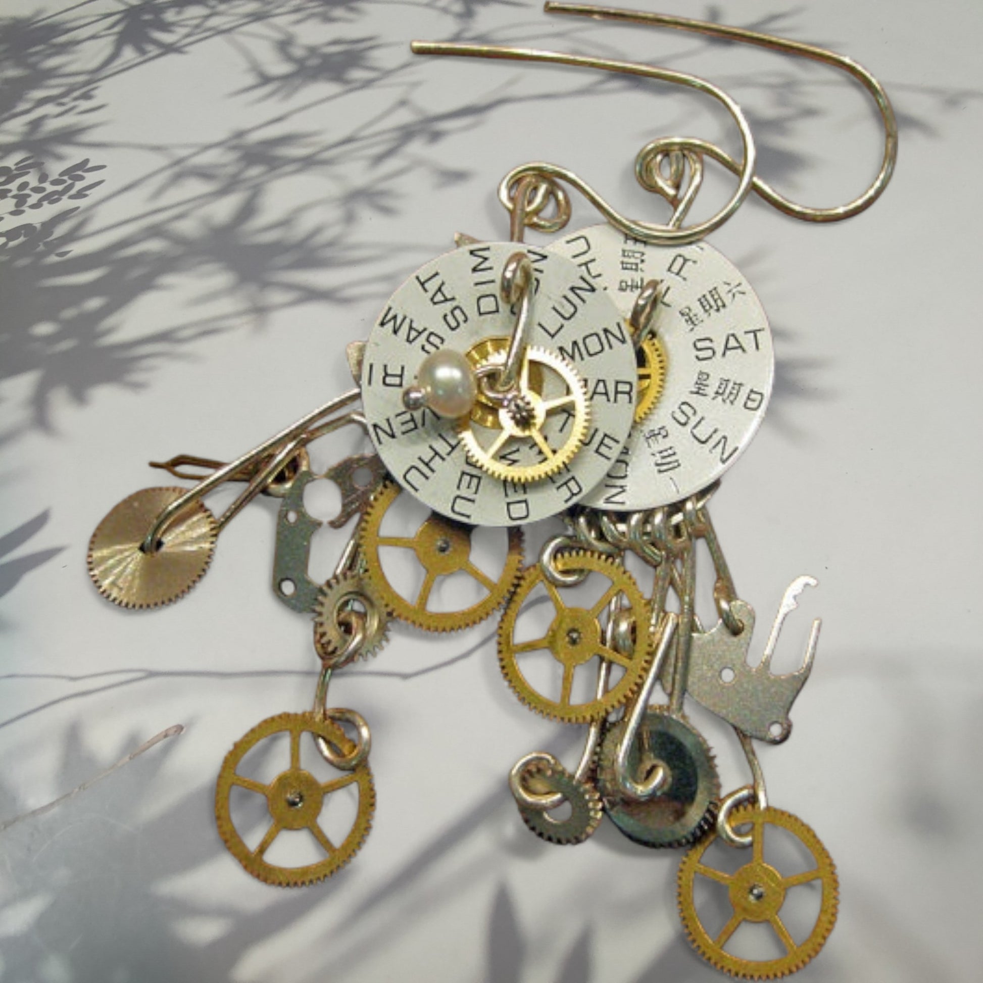 Rannekello korvakorut steampunk