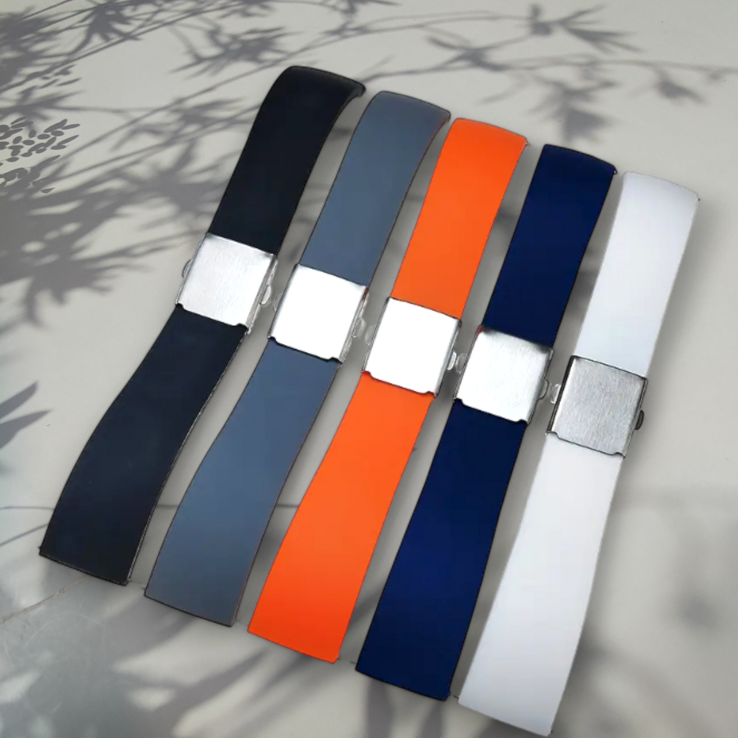 Skaldin Saviranta Kellonranneke silikooni | linkki-perhoslukko