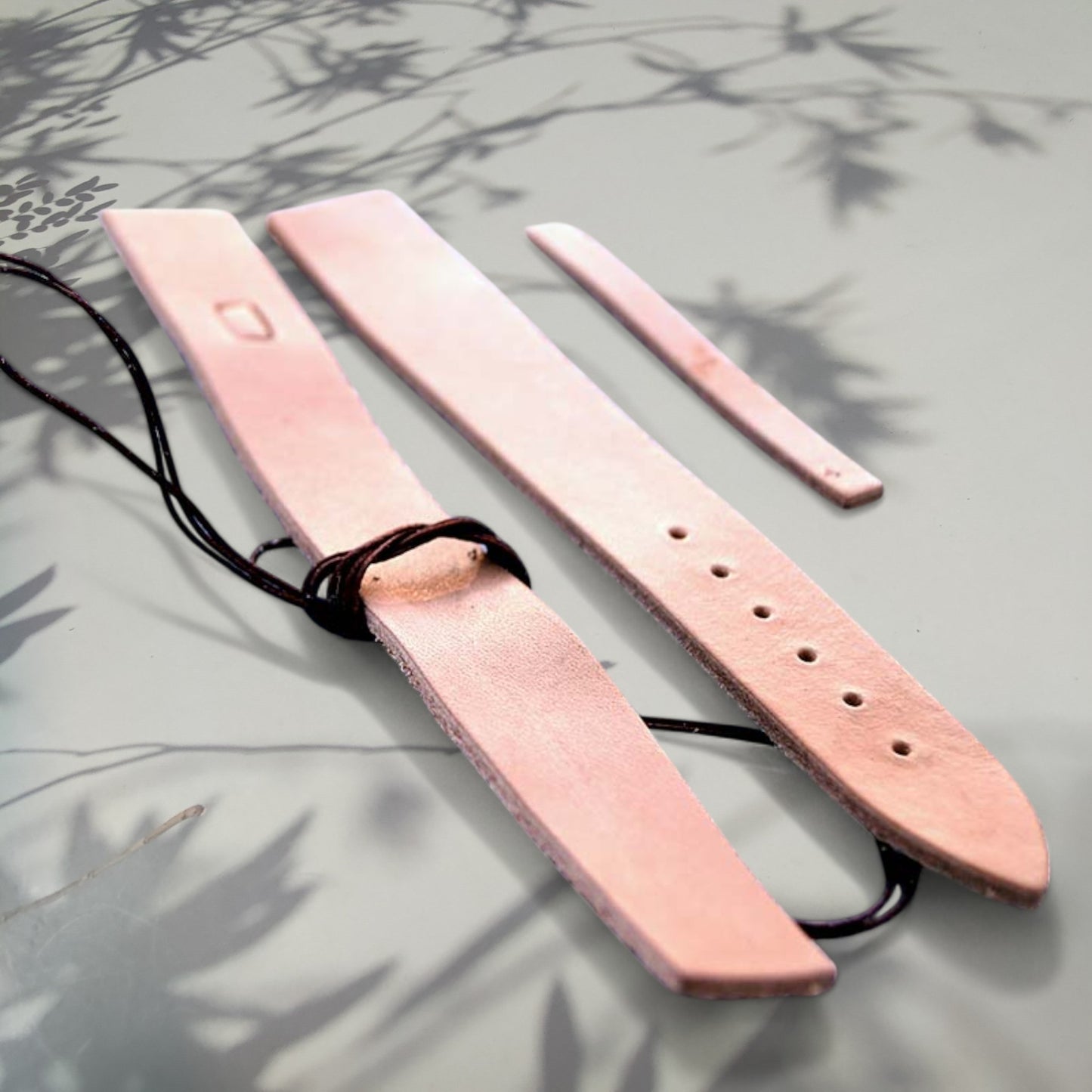 Asemanranta Liedosta  on DIY tai Naku nahkaranneke