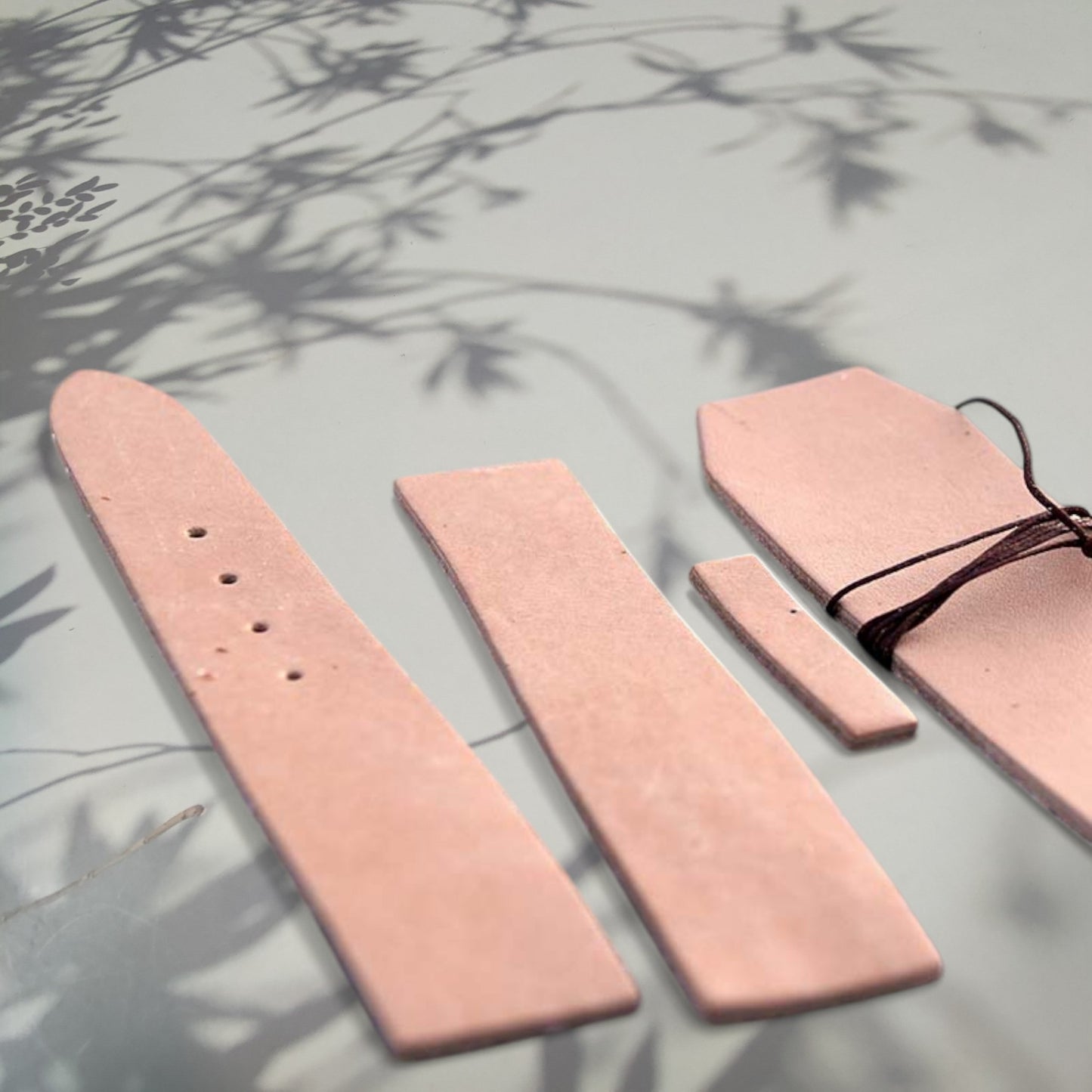 Asemanranta Liedosta  on DIY tai Naku nahkaranneke