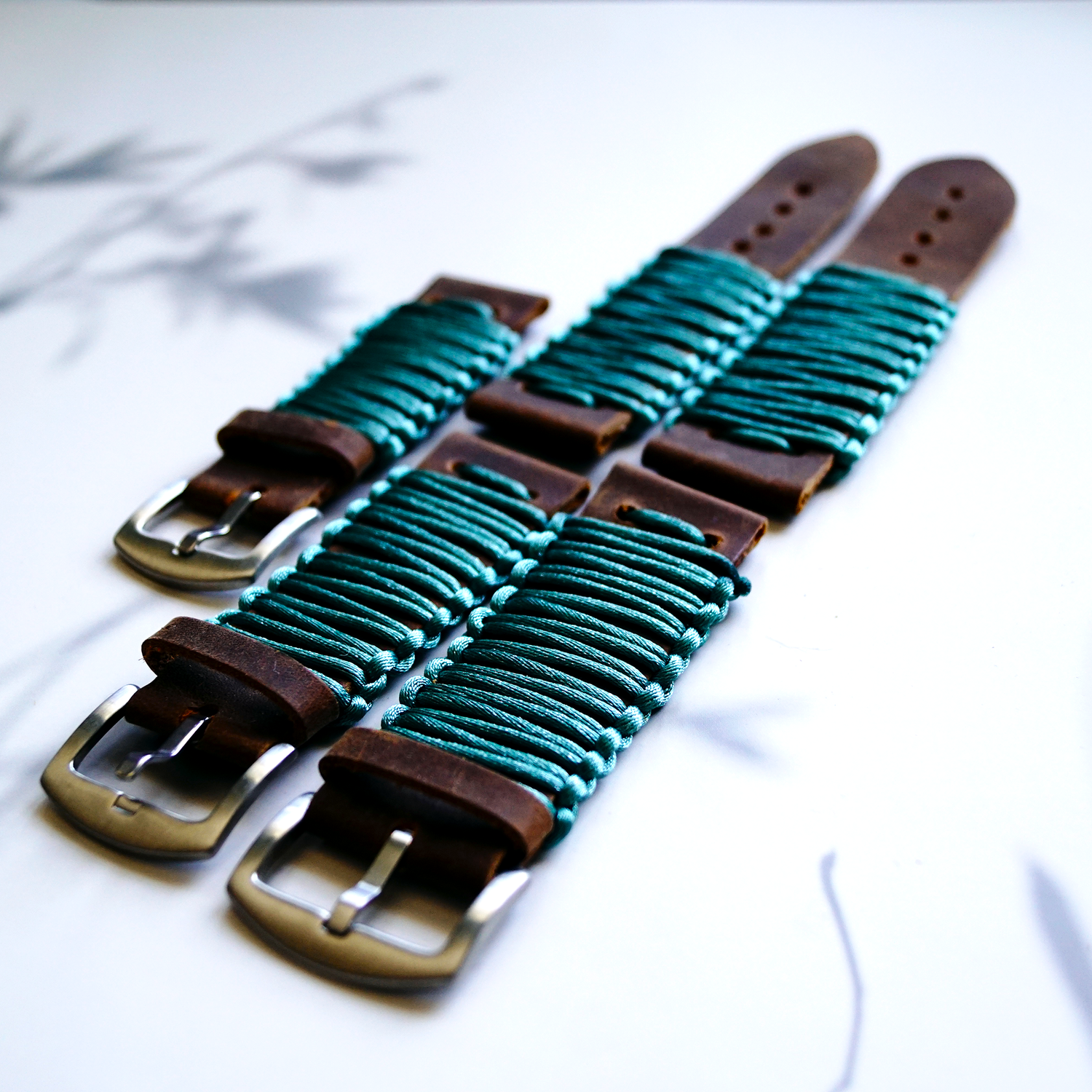 Kellonranneke käsityö | kaksiosainen Ragnard Crazy Paracord