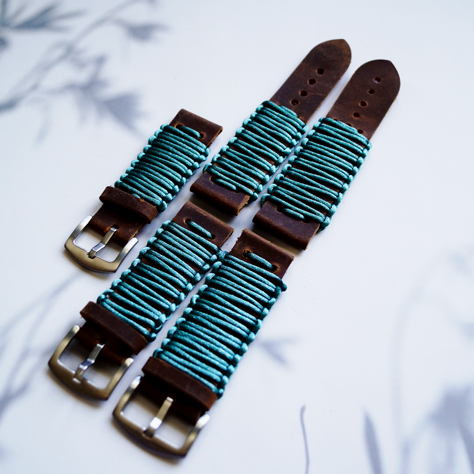 Kellonranneke käsityö | kaksiosainen Ragnard Crazy Paracord